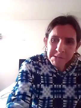 Snapshot of Cameron_puppy chatting on 14, 10, 2025 Cameron puppy online show from 14, 10, 2025