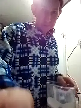 Snapshot of Cameron_puppy chatting on 26, 10, 2025 Cameron puppy online show from 26, 10, 2025