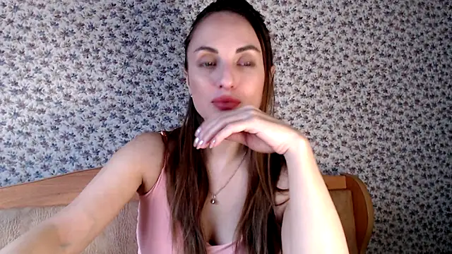 Snapshot of Tinadream20 chatting on 25, 11, 2025 Tinadream20 online show from 25, 11, 2025