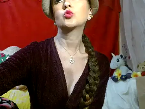 hottieperla online show from 13, 3, 2026