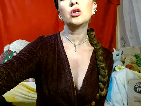 hottieperla online show from 7, 6, 2026