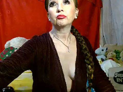hottieperla online show from 19, 6, 2026