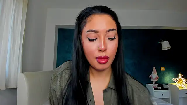 Snapshot of Awesome_Jolie chatting on 12, 3, 2025 Awesome Jolie online show from 12, 3, 2025