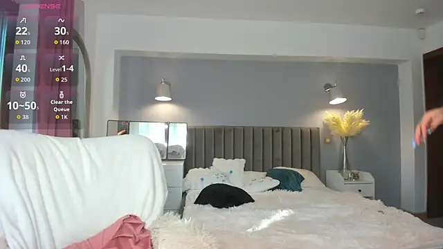 Snapshot of Awesome_Jolie chatting on 22, 10, 2025 Awesome Jolie online show from 22, 10, 2025