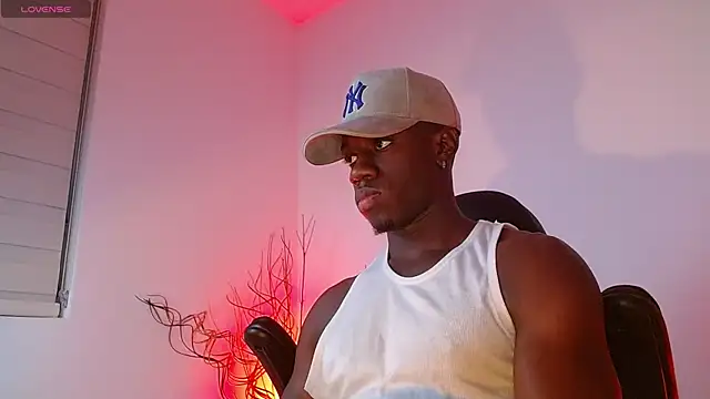 Snapshot of mike_wallace chatting on 8, 2, 2025 mike wallace online show from 8, 2, 2025