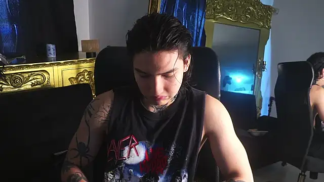 Snapshot of dantecoppolaa_ chatting on 11, 1, 2025 dantecoppolaa  online show from 11, 1, 2025