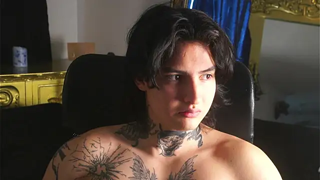Snapshot of dantecoppolaa_ chatting on 12, 1, 2025 dantecoppolaa  online show from 12, 1, 2025