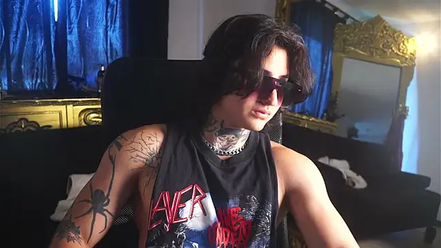 Snapshot of dantecoppolaa_ chatting on 8, 2, 2025 dantecoppolaa  online show from 8, 2, 2025