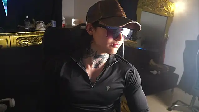 Snapshot of dantecoppolaa_ chatting on 8, 2, 2025 dantecoppolaa  online show from 8, 2, 2025