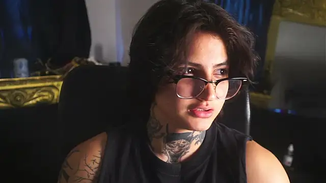 Snapshot of dantecoppolaa_ chatting on 18, 2, 2025 dantecoppolaa  online show from 18, 2, 2025