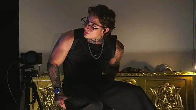 Snapshot of dantecoppolaa_ chatting on 24, 9, 2025 dantecoppolaa  online show from 24, 9, 2025