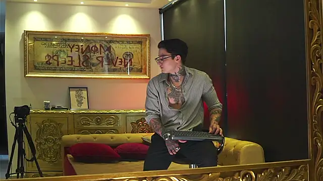 Snapshot of dantecoppolaa_ chatting on 7, 2, 2026 dantecoppolaa online show from 7, 2, 2026