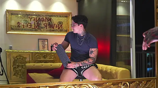 Snapshot of dantecoppolaa_ chatting on 19, 2, 2026 dantecoppolaa online show from 19, 2, 2026