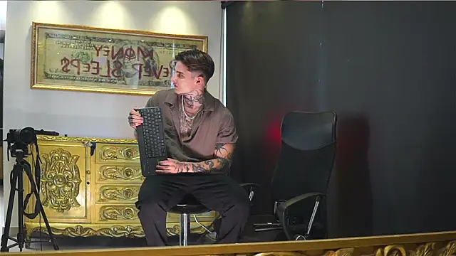 dantecoppolaa  online show from 24, 7, 2026