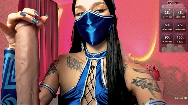 LeylaNoiry online show from 9, 10, 2025