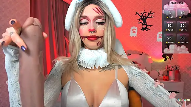 LeylaNoiry online show from 28, 10, 2025