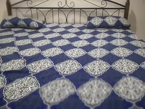 sofiaanwar22 online show from 29, 10, 2025