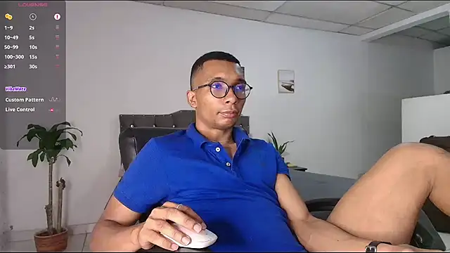 Aaronblack1  online show from 19, 6, 2026