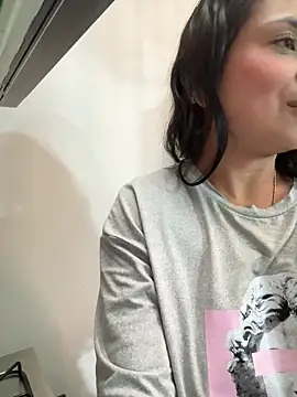 Amy Ross  online show from 29, 1, 2025