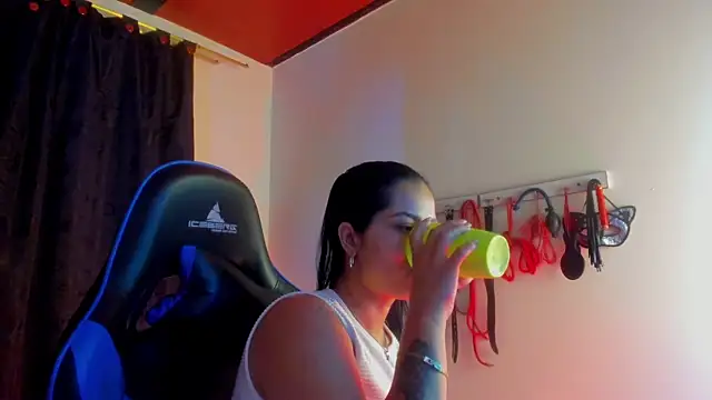 Snapshot of scarlet-kennedy98 chatting on 18, 10, 2025 scarlet-kennedy98 online show from 18, 10, 2025