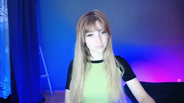 LuciaYoung online show from 19, 2, 2025