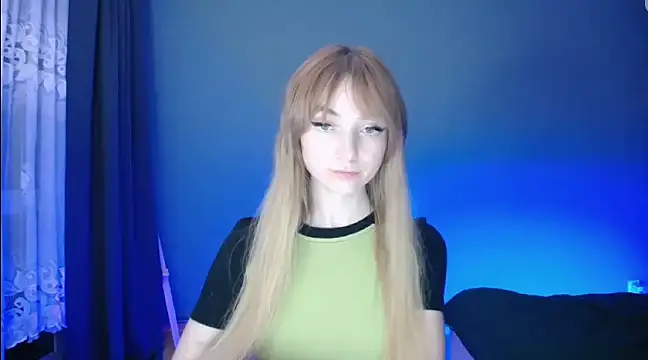 LuciaYoung online show from 26, 2, 2025