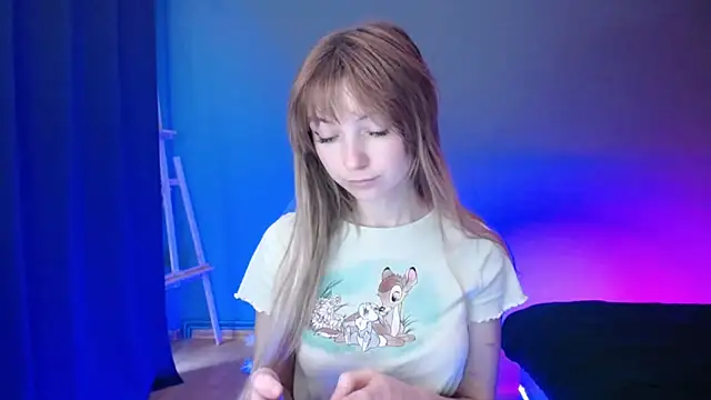 LuciaYoung online show from 12, 3, 2025