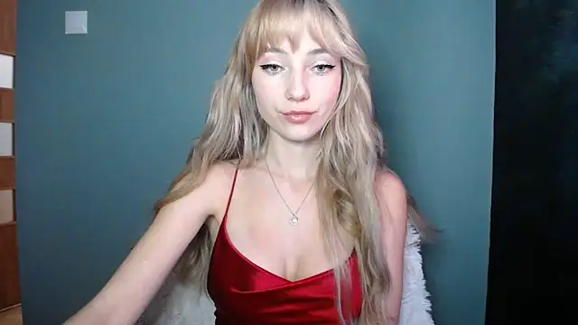 LuciaYoung online show from 10, 10, 2025