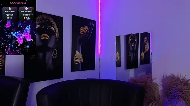  brenna hanson online show from 31, 10, 2025