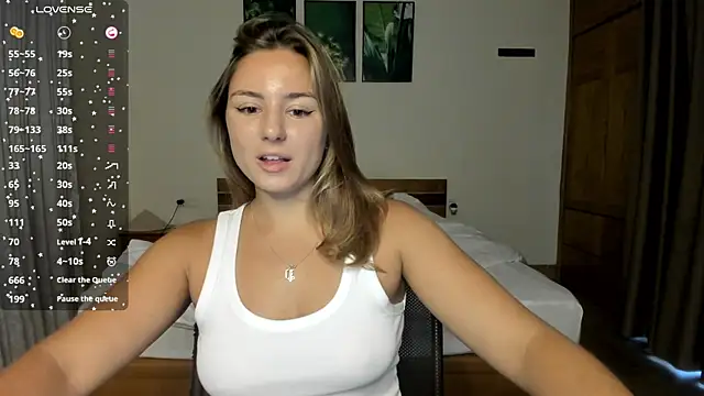 Snapshot of ThreeshaWhite chatting on 29, 5, 2026 ThreeshaWhite online show from 29, 5, 2026