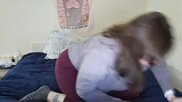 Snapshot of franceska_blue chatting on 5, 2, 2025 franceska blue online show from 5, 2, 2025