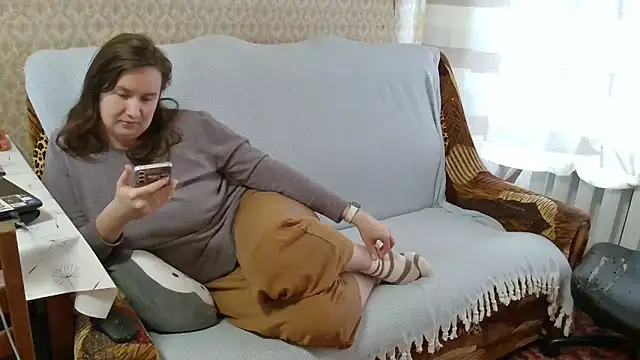 Snapshot of franceska_blue chatting on 12, 2, 2026 franceska blue online show from 12, 2, 2026