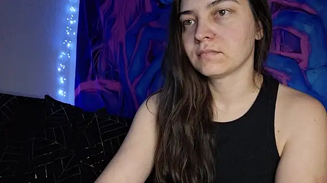 Cyndee Winter online show from 6, 1, 2025