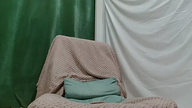 Luckyalice 4u online show from 10, 4, 2026