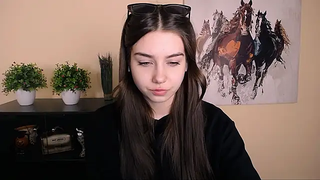 Snapshot of Lili_magic chatting on 14, 3, 2026 Lili magic online show from 14, 3, 2026