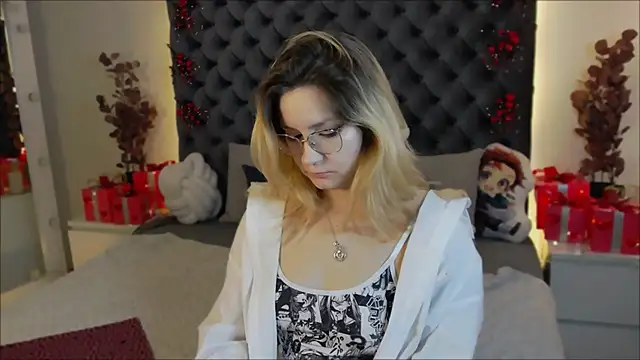 Snapshot of Bryarre chatting on 7, 2, 2025 Bryarre online show from 7, 2, 2025