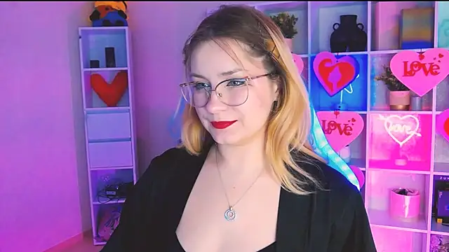 Snapshot of Bryarre chatting on 8, 2, 2025 Bryarre online show from 8, 2, 2025