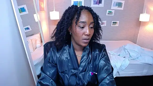 kiara evanss online show from 24, 12, 2024