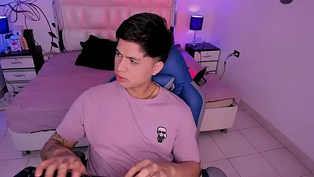 Niicky1  online show from 20, 12, 2024