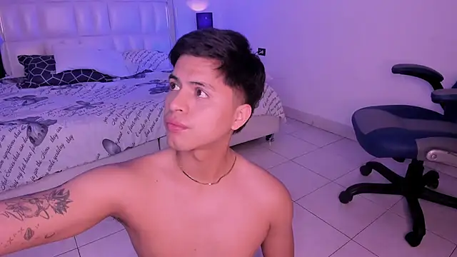 Niicky1  online show from 11, 1, 2025