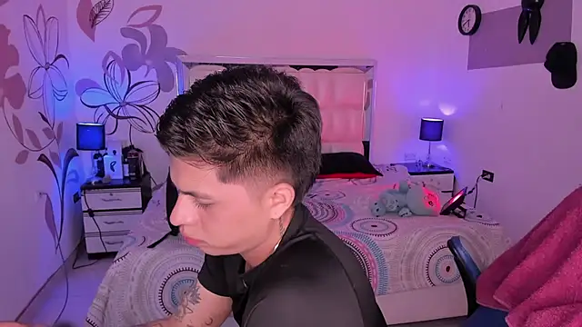 Niicky1  online show from 10, 2, 2025