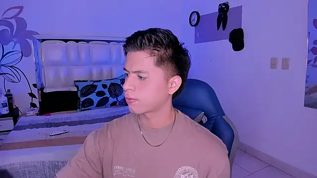 Niicky1  online show from 1, 3, 2025