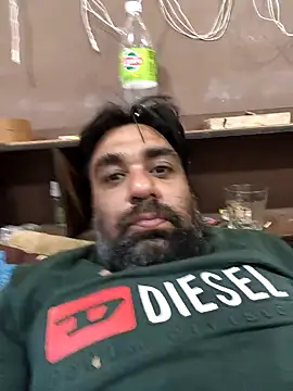 Snapshot of lund_lol chatting on 28, 10, 2025 lund lol online show from 28, 10, 2025