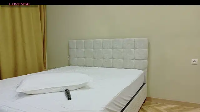 Linajill online show from 1, 2, 2026