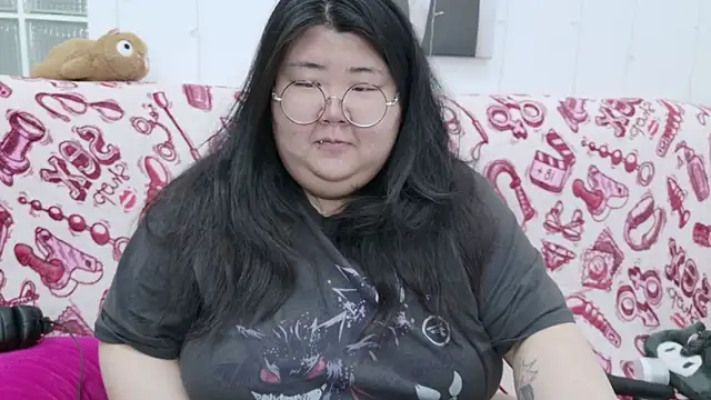 Nadine asian online show from 15, 2, 2026