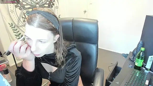 Snapshot of Ts-lucy-lux chatting on 22, 7, 2026 Ts-lucy-lux online show from 22, 7, 2026