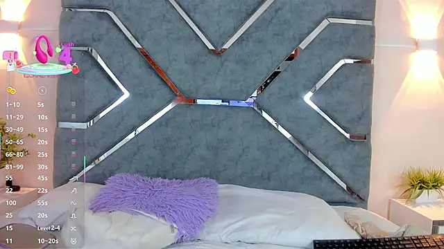 Snapshot of LucciaPorter chatting on 18, 2, 2026 LucciaPorter online show from 18, 2, 2026