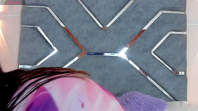 Snapshot of LucciaPorter chatting on 2, 3, 2026 LucciaPorter online show from 2, 3, 2026