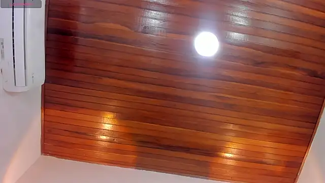 Snapshot of LucciaPorter chatting on 10, 3, 2026 LucciaPorter online show from 10, 3, 2026