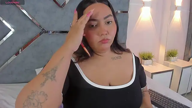 LucciaPorter online show from 13, 5, 2026